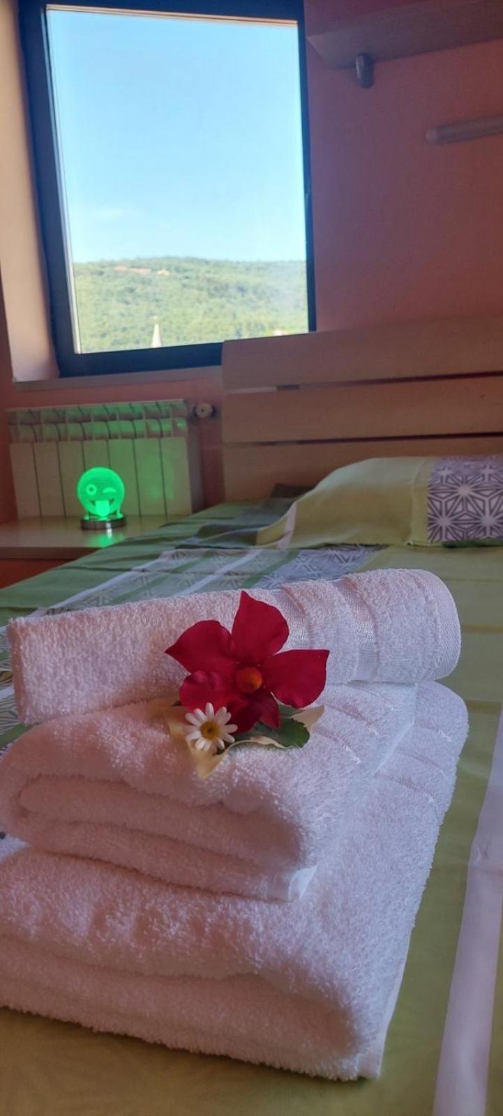Apartma Mimi Dekani Экстерьер фото