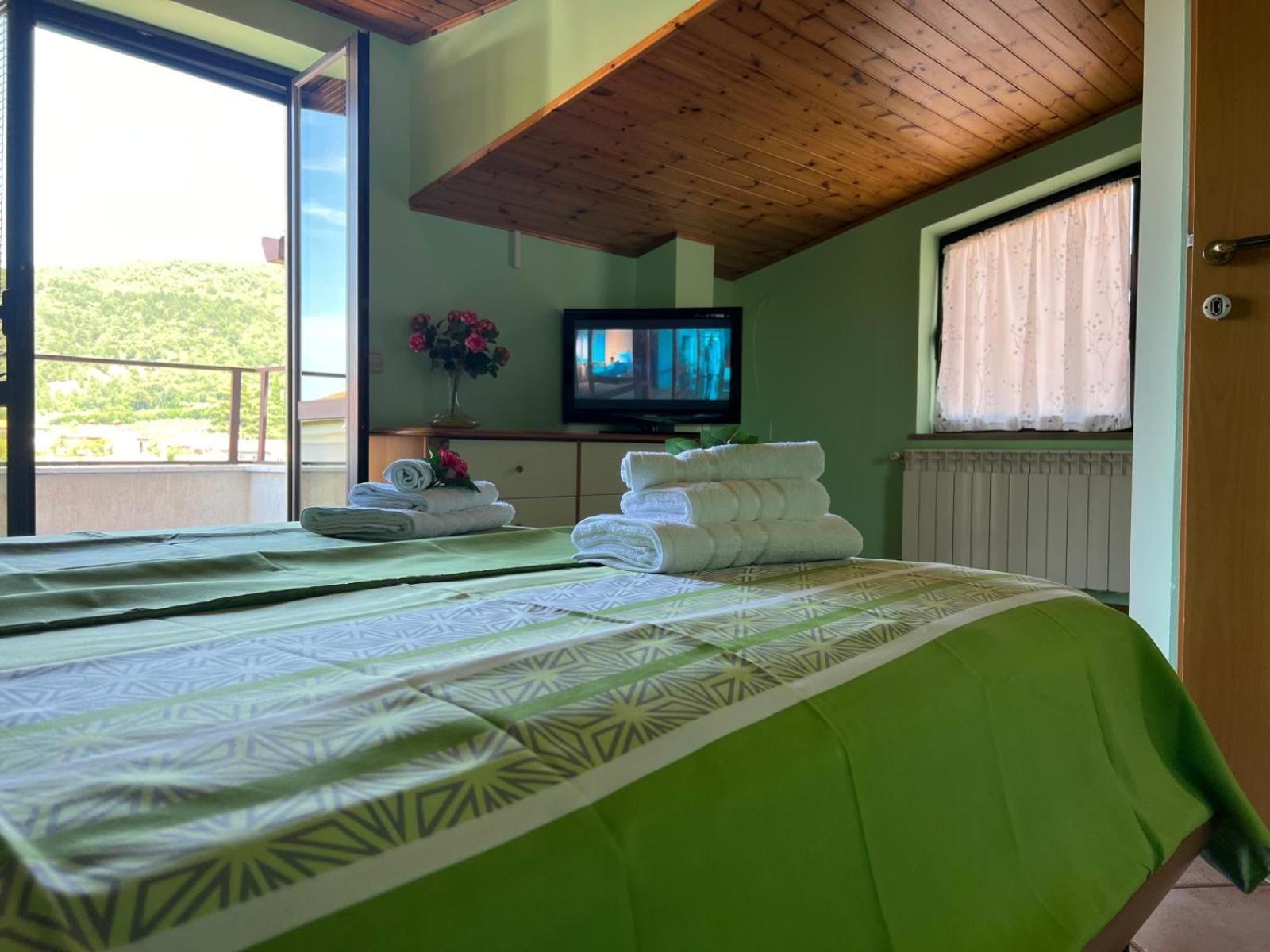 Apartma Mimi Dekani Экстерьер фото